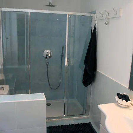 Marina Boutique & B&B 4*