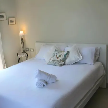 B&B Marina Boutique &