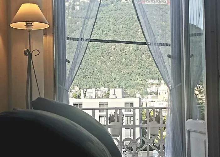Marina Boutique & לינה וארוחת בוקר